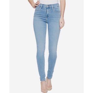 Levi's 720 High Rise Super Skinny Jeans in Azurite